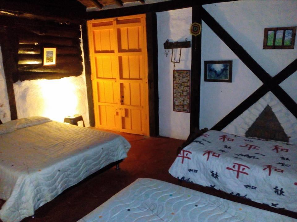 Tarragona Hostal Santa Rosa de Cabal Extérieur photo